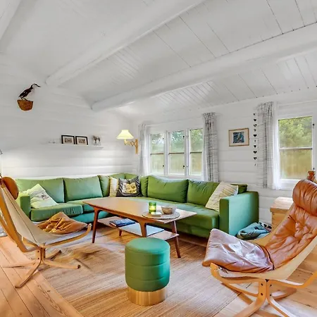 펜션 3 Bedroom Lovely In Romo *