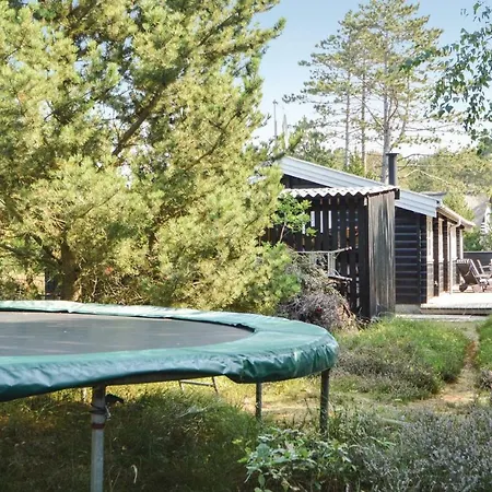 Holiday home 3 Bedroom Lovely In Romo