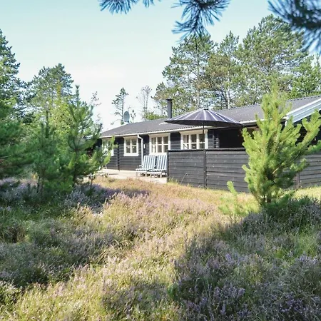 3 Bedroom Lovely In Romo Holiday home