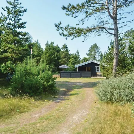 3 Bedroom Lovely In Romo *